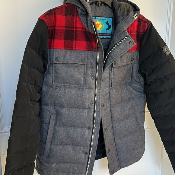 Mens Moose Knuckles Taylor Quilted Down Buffalo Plaid Coat Hoodie Small Like New - Picture 2 of 15
